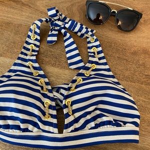 Jessica Simpson swim top